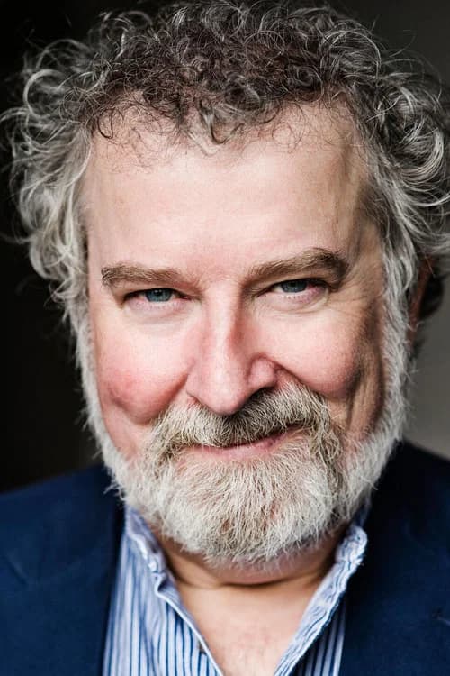 Paul Bradley headshot