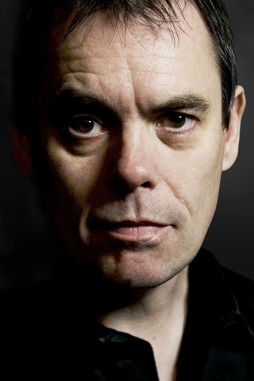 Kevin Eldon headshot