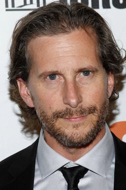 Aaron Ryder headshot