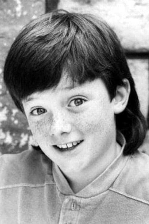 Michael Faustino headshot