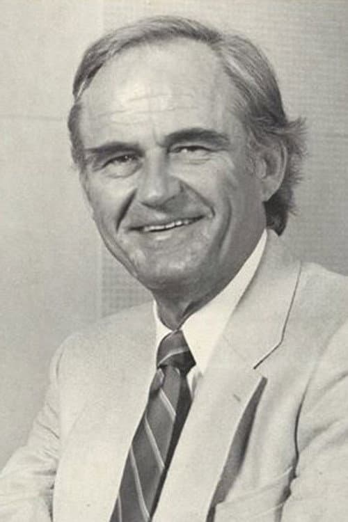 Carl Banas headshot