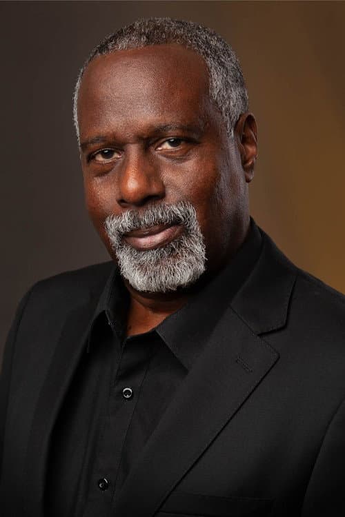 Juney Smith headshot