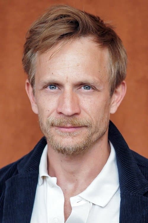 Jérémie Renier headshot