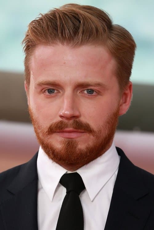 Jack Lowden headshot