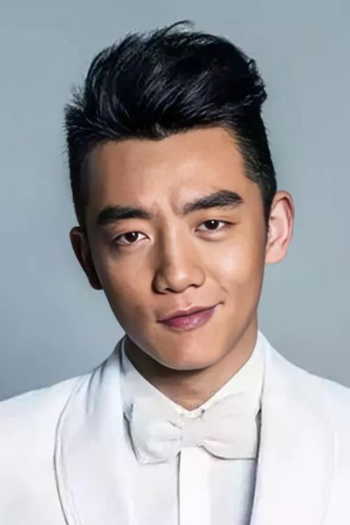 Ryan Zheng headshot