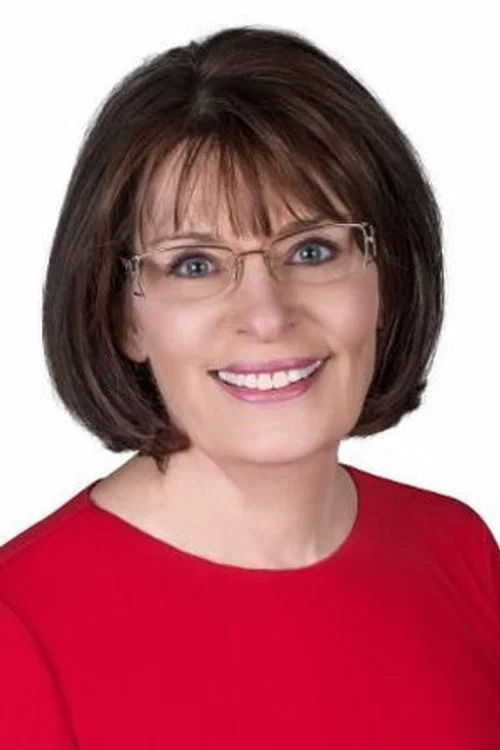 Donna Kelley headshot