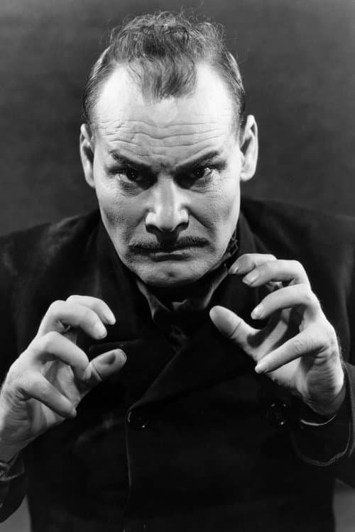 Harry Cording headshot