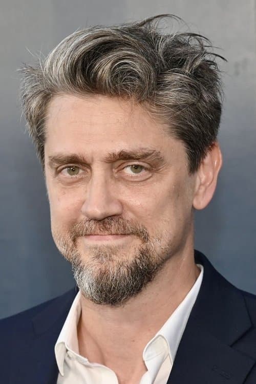 Andy Muschietti headshot