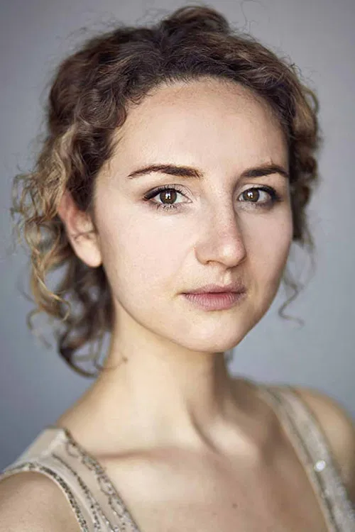 Judith Georgi headshot
