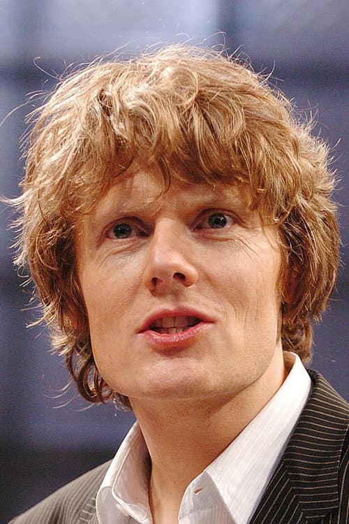 Julian Rhind-Tutt headshot