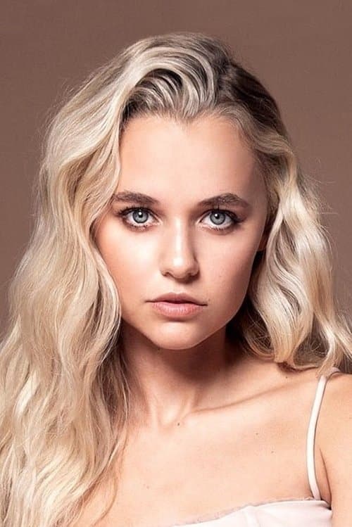 Madison Iseman headshot