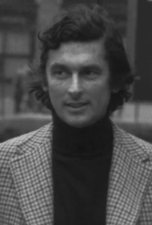 Robert Evans headshot