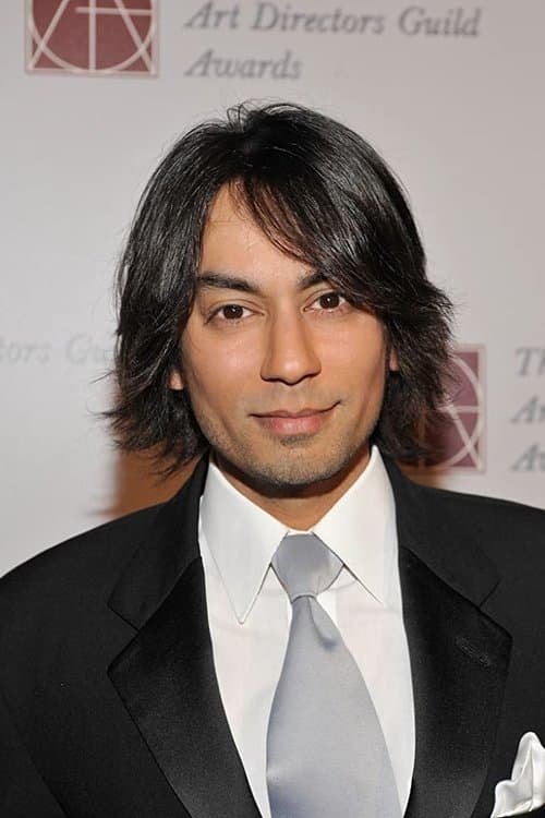 Vik Sahay headshot