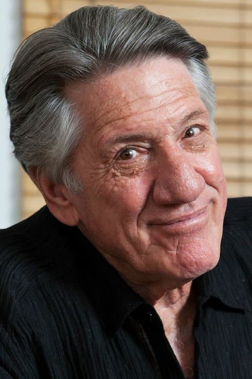 Stephen Macht headshot