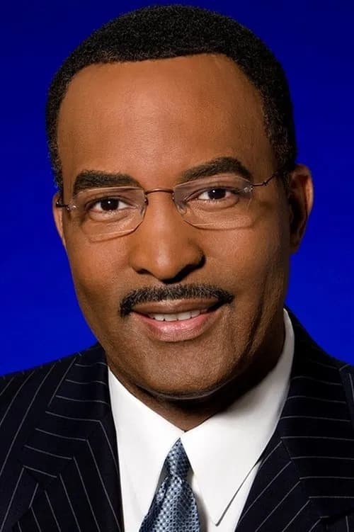 Ukee Washington headshot