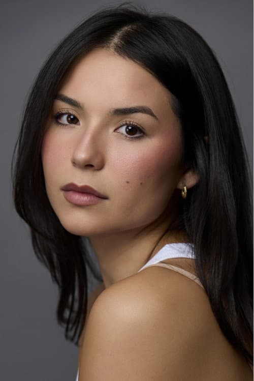 Megan Lawless headshot