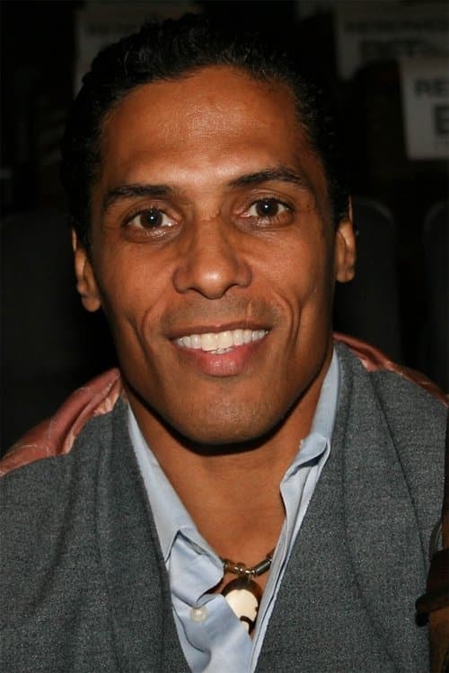 Taimak headshot