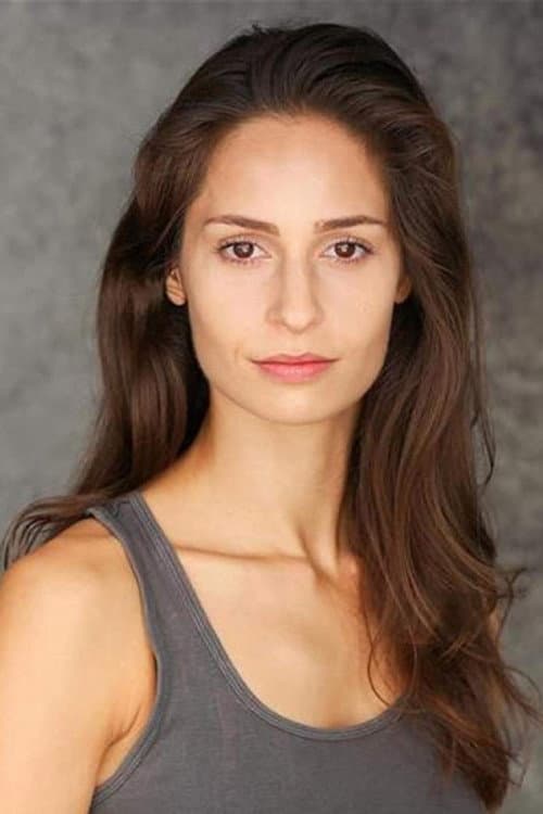 Charlotte Louise headshot