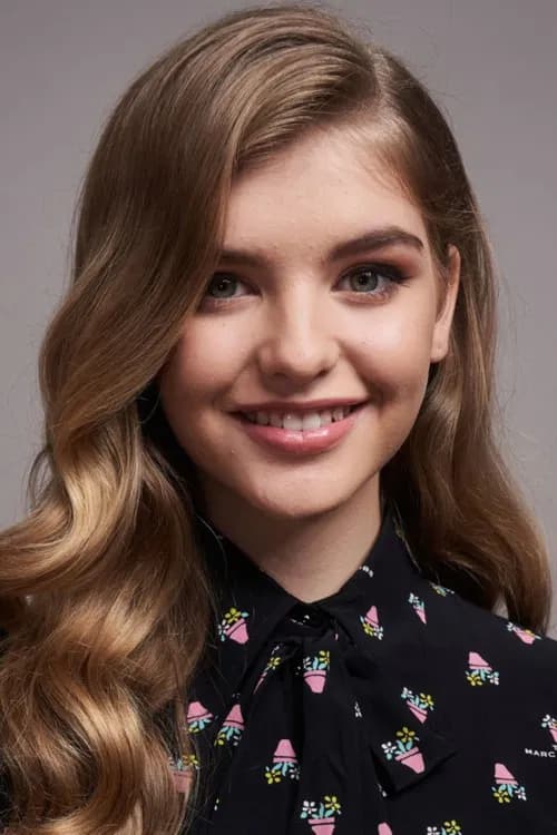 Lyliana Wray headshot