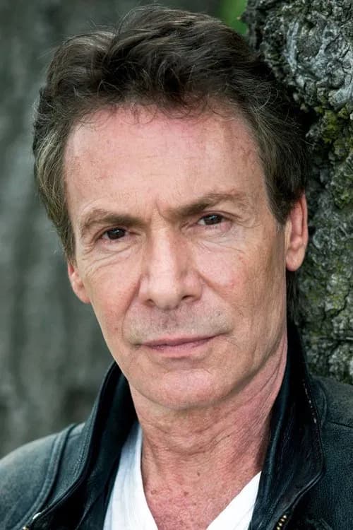 Robin Sachs headshot