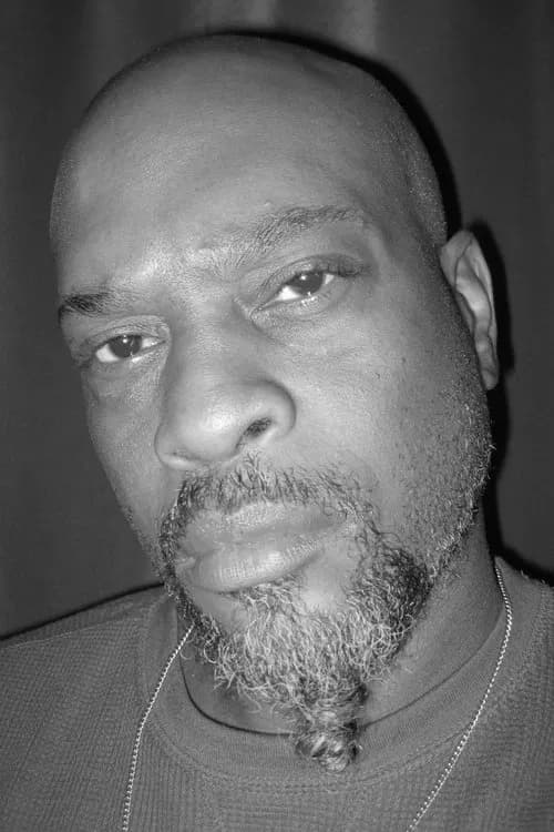 Jon Eyez headshot