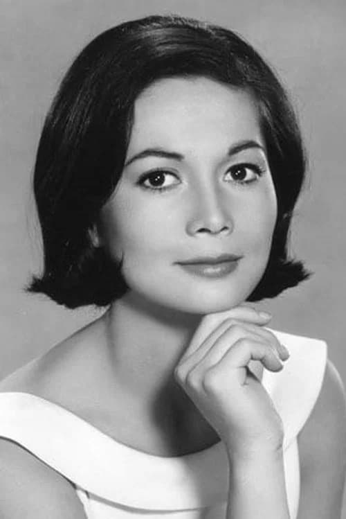 Nancy Kwan headshot