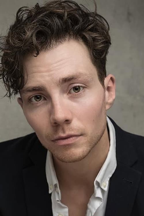 Sam Barrett headshot