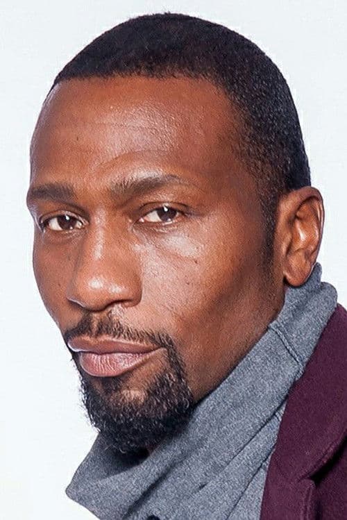 Leon headshot