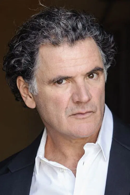 Paco Reconti headshot