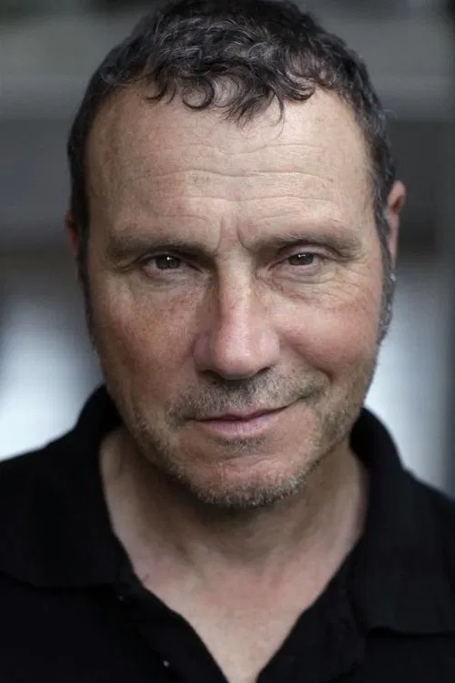 Nick Bartlett headshot
