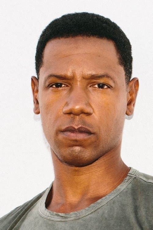 Tory Kittles headshot