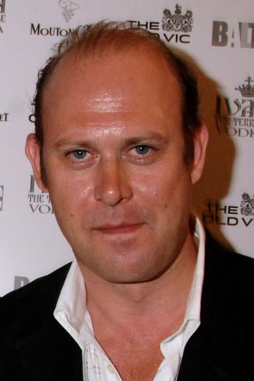 Andrew Woodall headshot