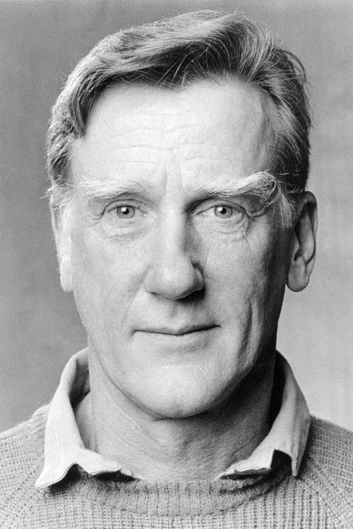 Donald Moffat headshot