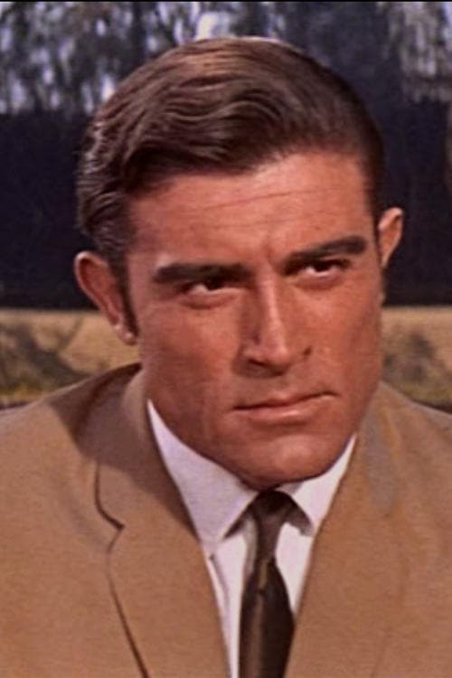 Mike Henry headshot