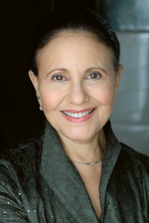 Julie Garfield headshot