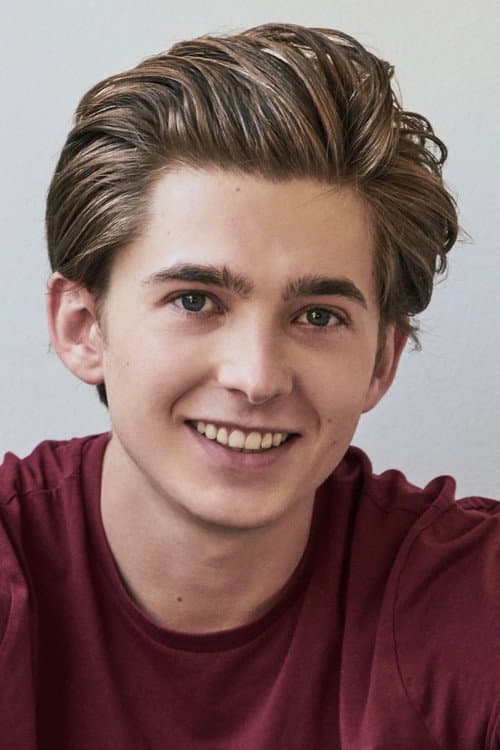 Austin Abrams headshot