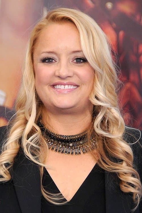 Lucy Davis headshot