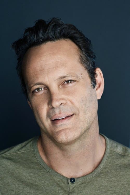 Vince Vaughn headshot