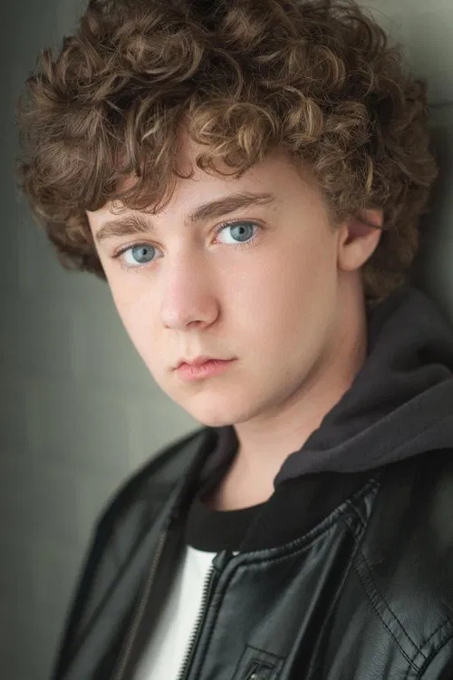 Luke Roessler headshot