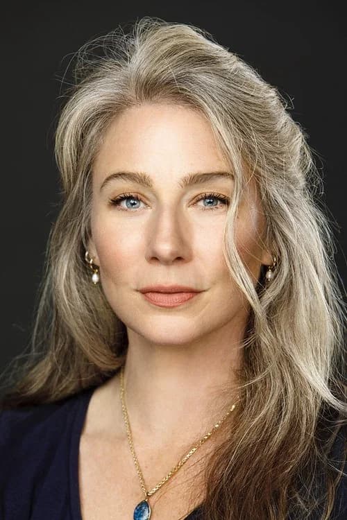 Lynn Collins headshot