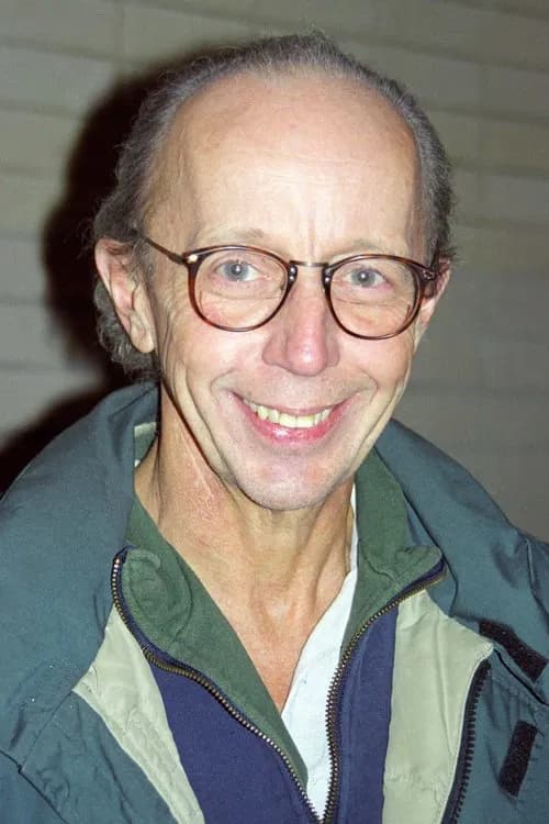 Max Wright headshot