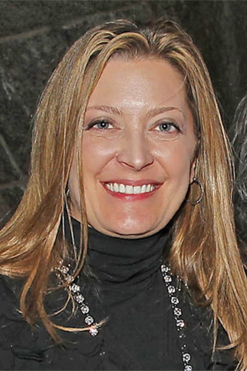 Carolynne Cunningham headshot