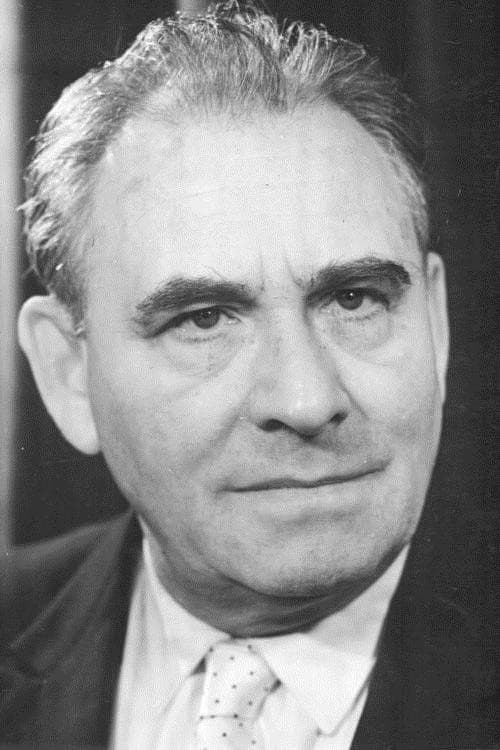 Wolfgang Heinz headshot