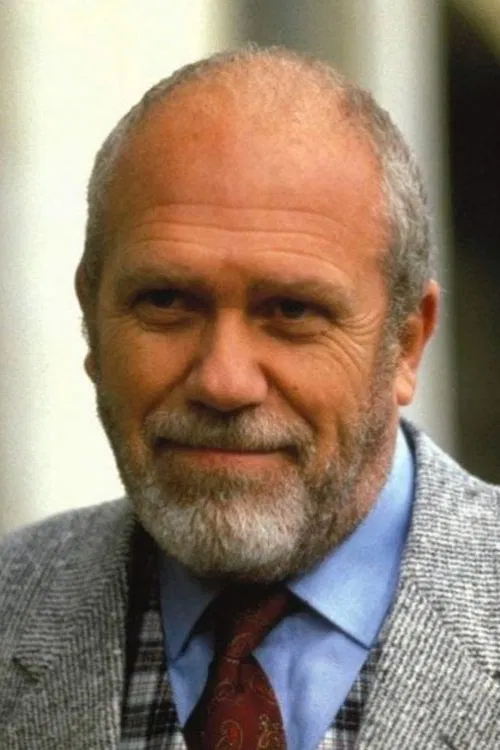Gastone Moschin headshot