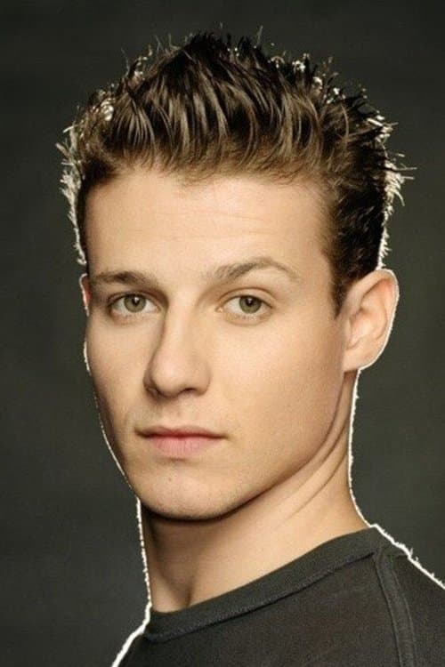 Will Estes headshot
