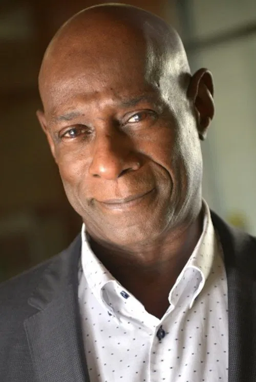 Bobby Stewart headshot