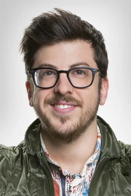 Christopher Mintz-Plasse headshot