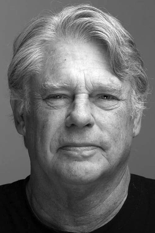 Graham Beckel headshot