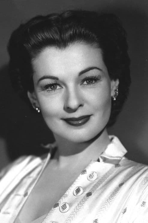 Ruth Hussey headshot