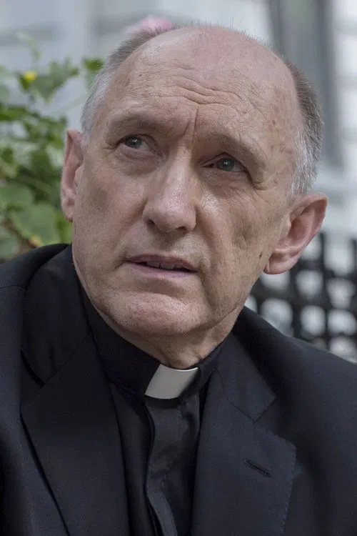 Peter McRobbie headshot